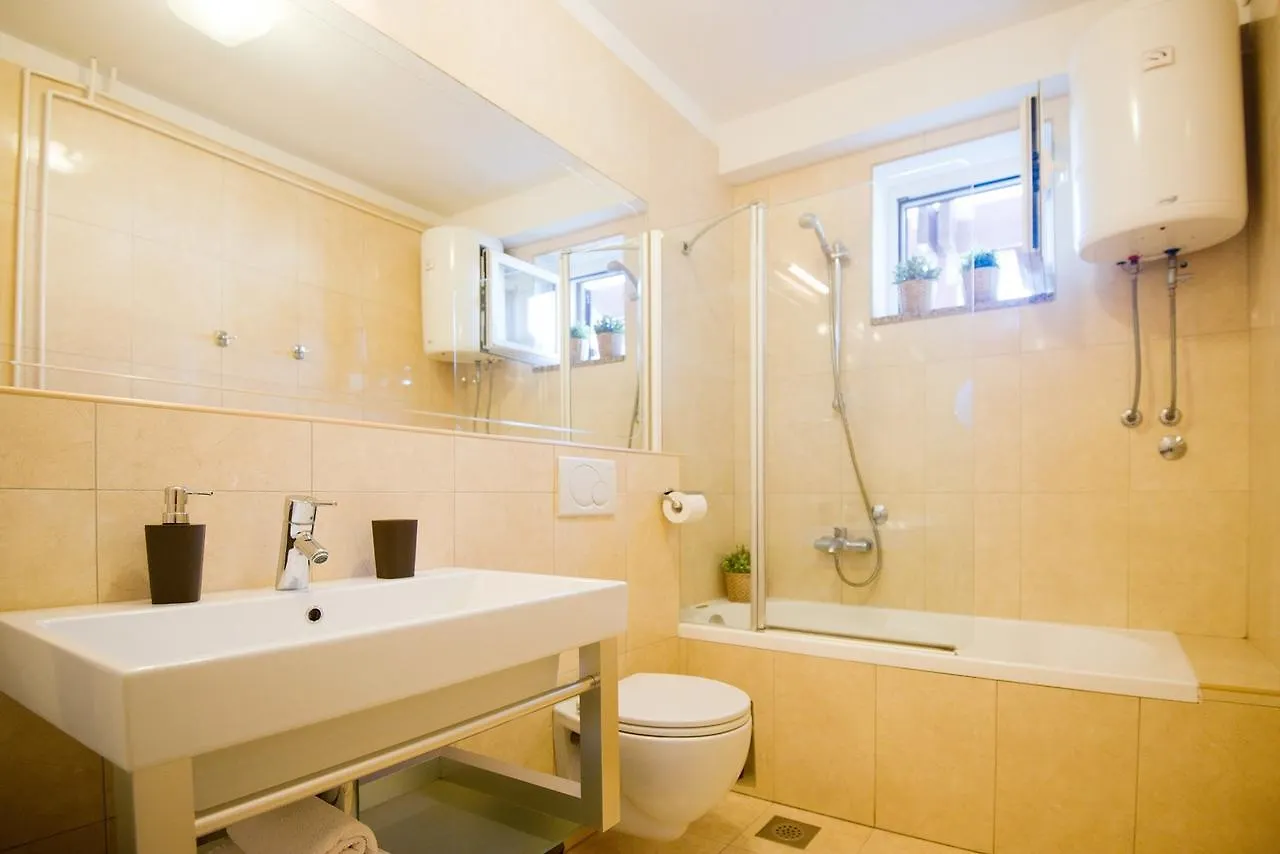 פורץ Apartments Sandra בית הארחה