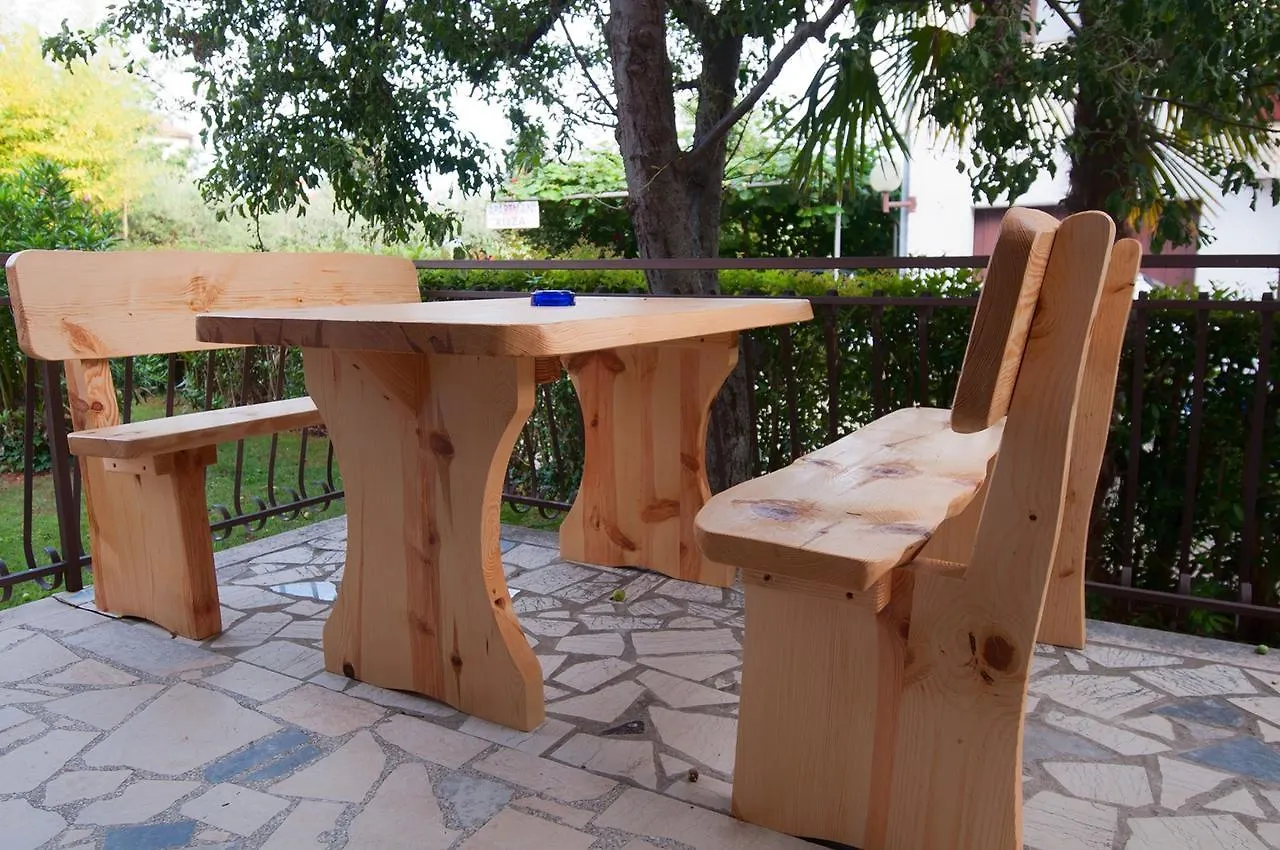 בית הארחה פורץ Apartments Sandra